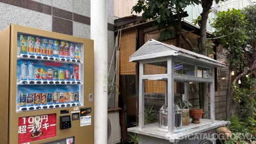 アムリタ食堂外観２