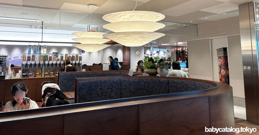 スターバックス コーヒーSHARE LOUNGE有料エリア