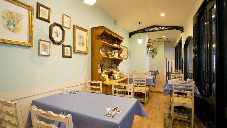 Peter Rabbit Garden Café店内
