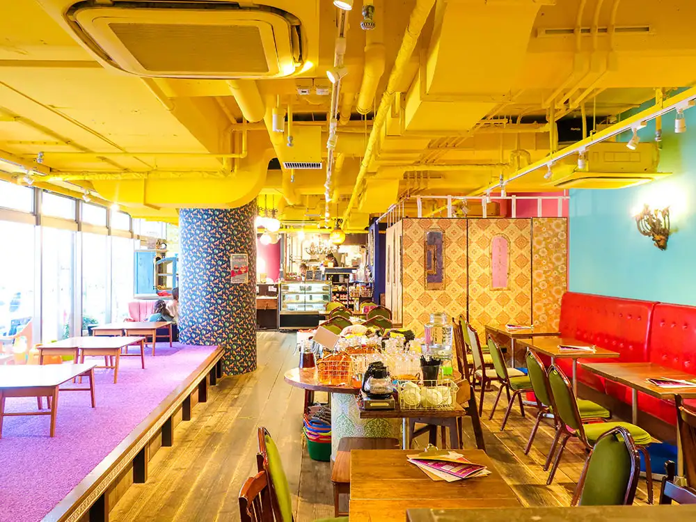 cafe 太陽ノ塔 NAMBA CITY