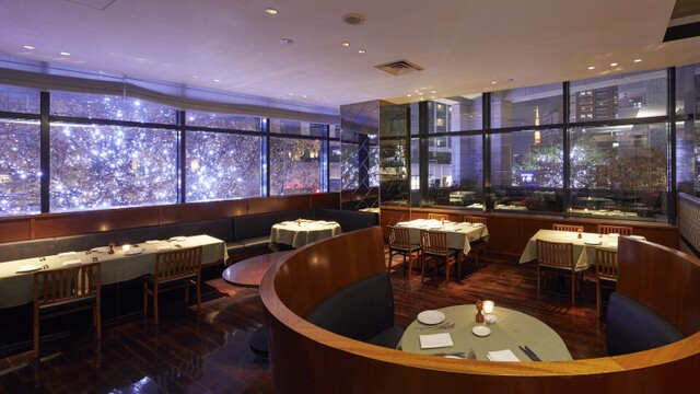 37 Steakhouse & Bar